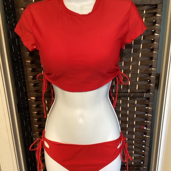 2 Piece Tankini Set - Picture 1 of 11
